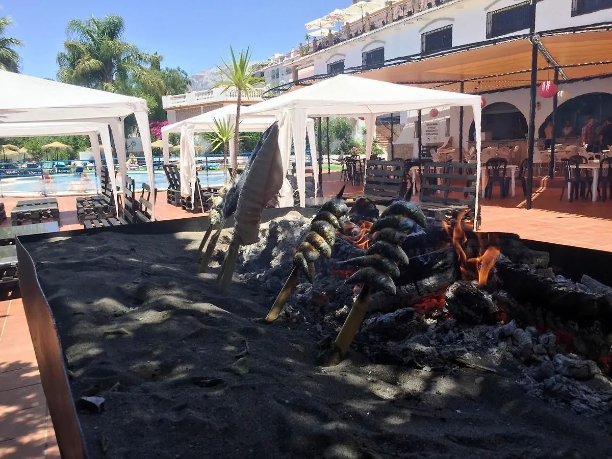 Hotel Y Bungalows Balcon De Competa
